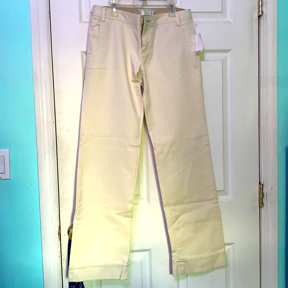 Low rise jeans, size 4. Old navy